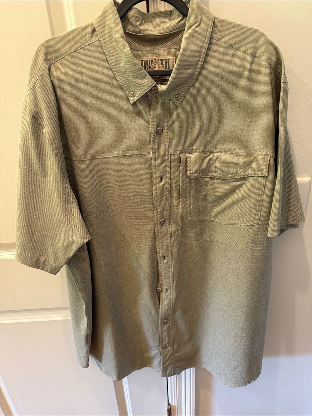Duluth Trading Co Olive Green Short-Sleeve Button-Down Shirt